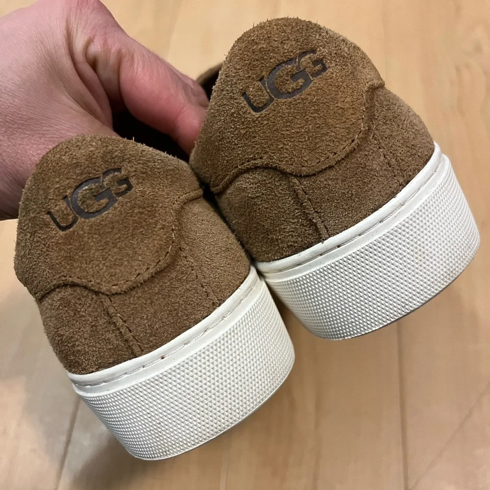 UGG Slip on Caramel size 7 - Picture 3 of 9